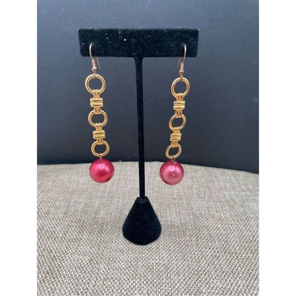Vintage Dangle Dark Pink Bauble Pierced Earrings Gold Tone Rings - Picture 7 of 7